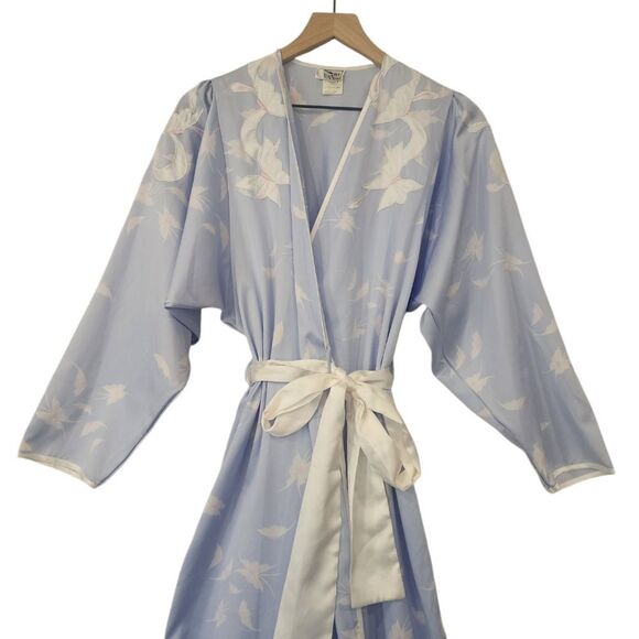 Vintage Wing Tipped Butterly Robe in Blue - Picture 4 of 12